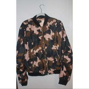 Camo bomber jacket